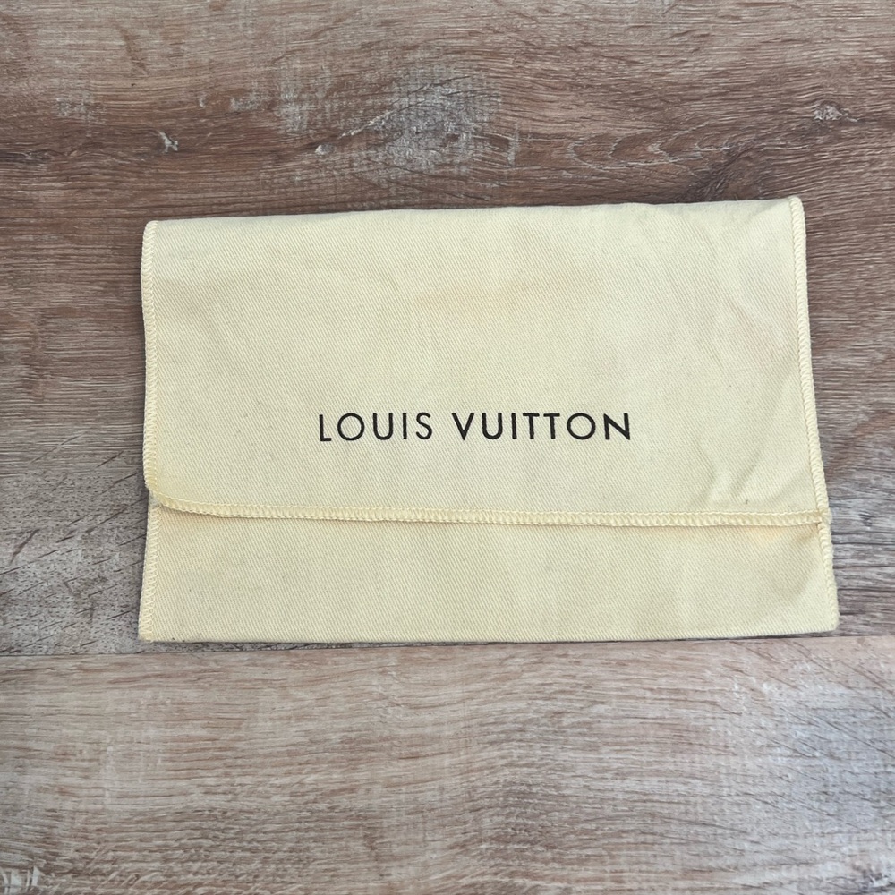 Small Louis Vuitton Dustbag wallet